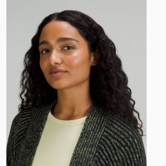 lululemon Cotton-Cashmere Blend Sweater Wrap - Picture 4 of 8